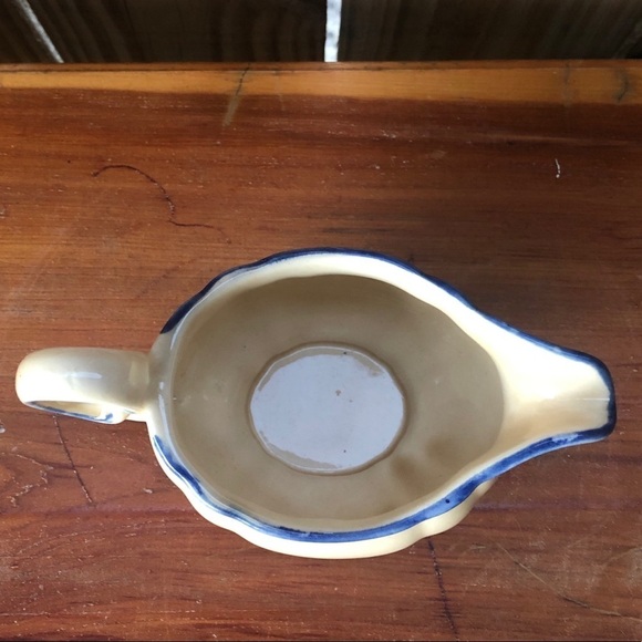 Vintage Creamer Vernon Ware by Metlox, Gigi Poppytrail Floral Ceramic - Picture 5 of 6